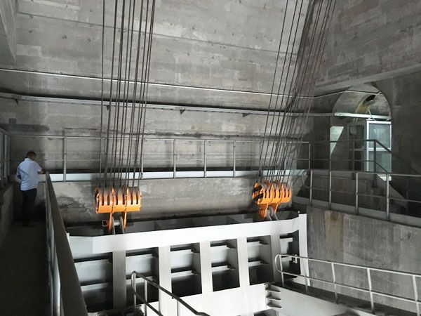 閘門(mén)水封更換、改造施工