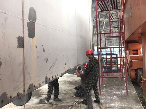 閘門(mén)水封更換、改造施工