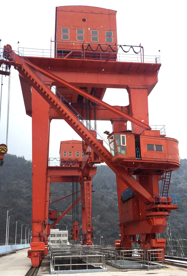 門(mén)式起重機